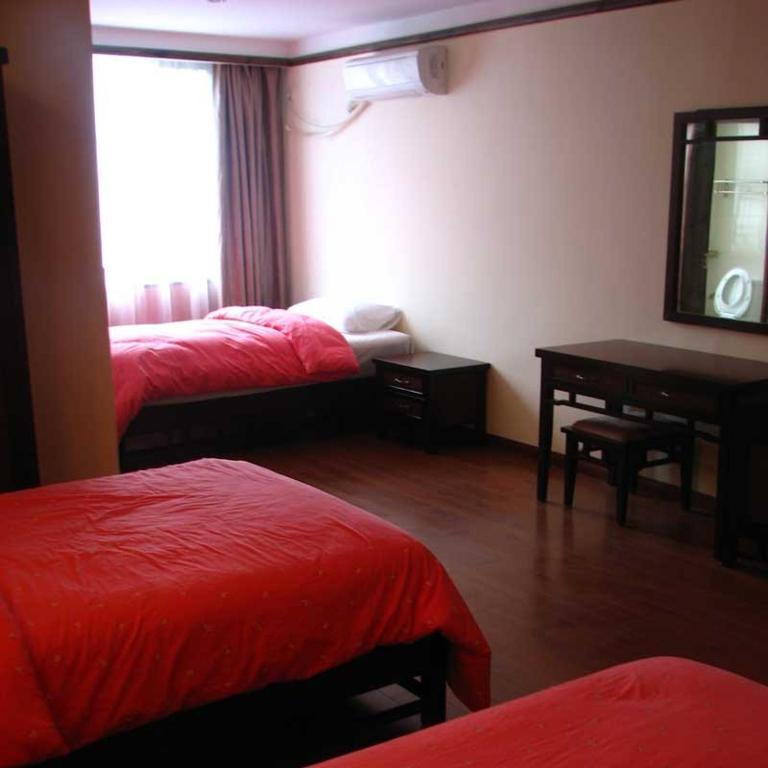Bajie Youth Hostel Чжанцзяцзе Экстерьер фото